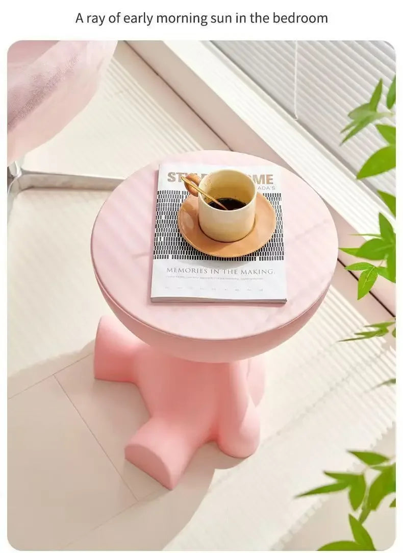 Modern Luxury Cartoon Table